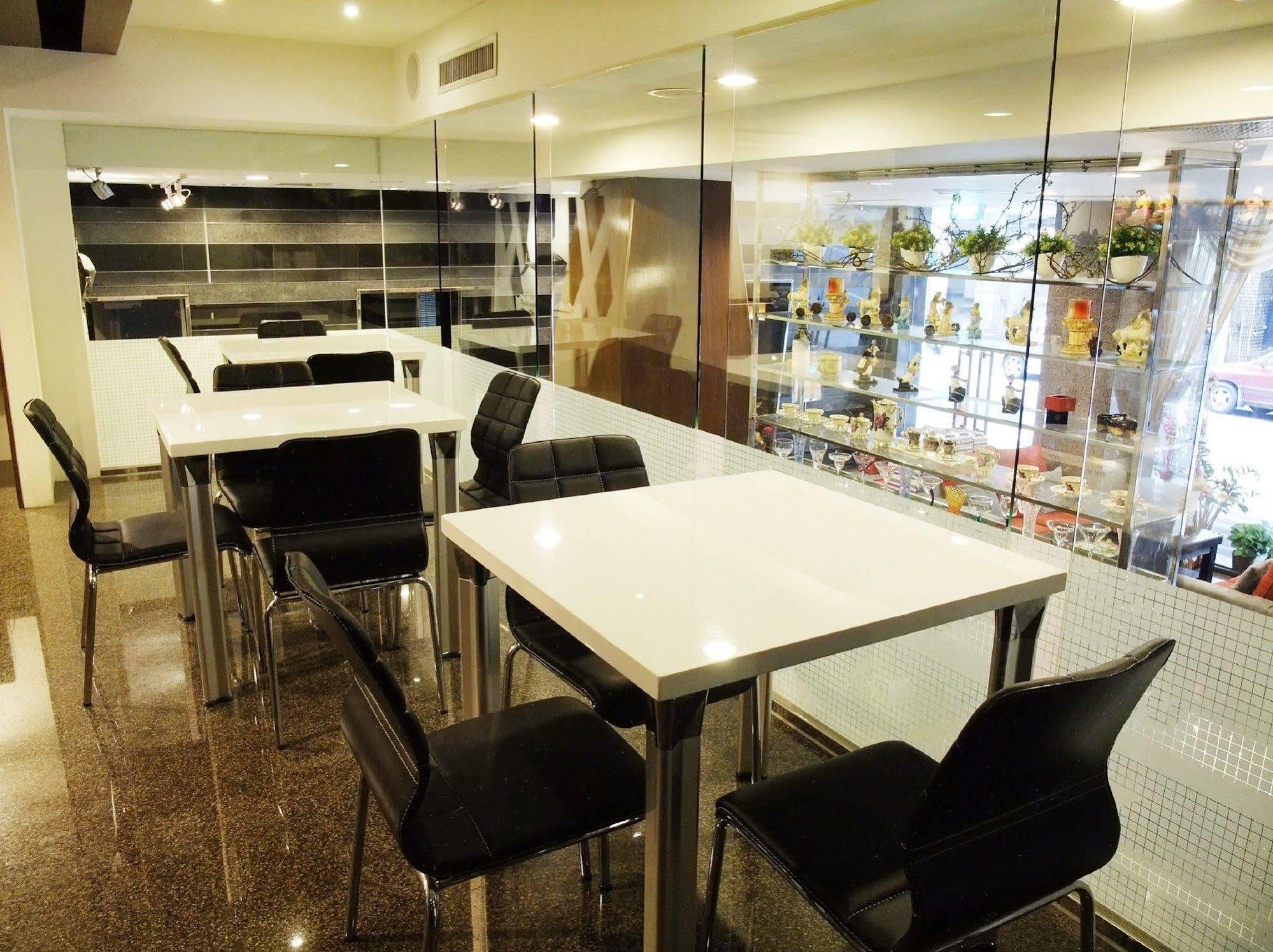 Fish Hotel - Yancheng Kaohsiung Eksteriør billede